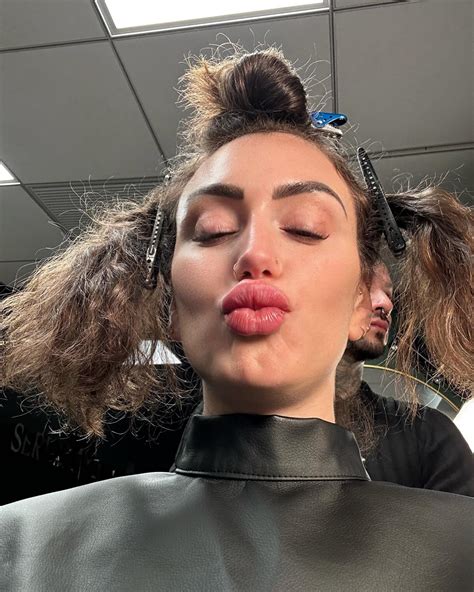 @franncchii | a gentle reminder🤎 | Instagram