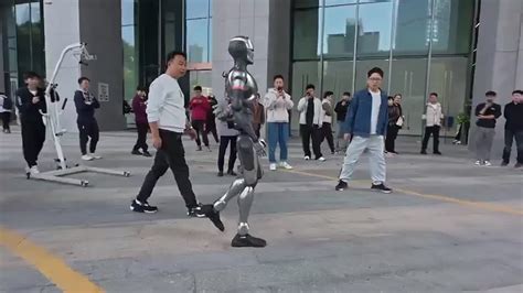 Humanoid Robotics 的图像结果