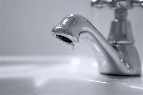 How to Fix a Leaking Tap | Step-By-Step | Swan's Plumbing