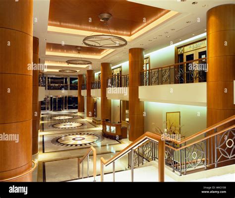 Main Interior Building 的图像结果