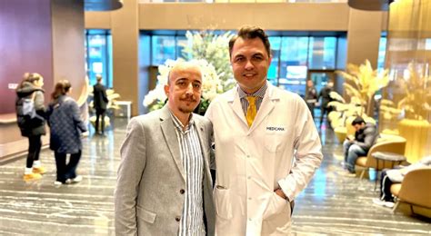 Obezite tedavisiyle 102 kilo vererek bambaşka birine dönüştü