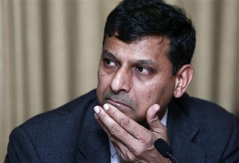 Rajan says not in favour of depreciating rupee - BusinessToday