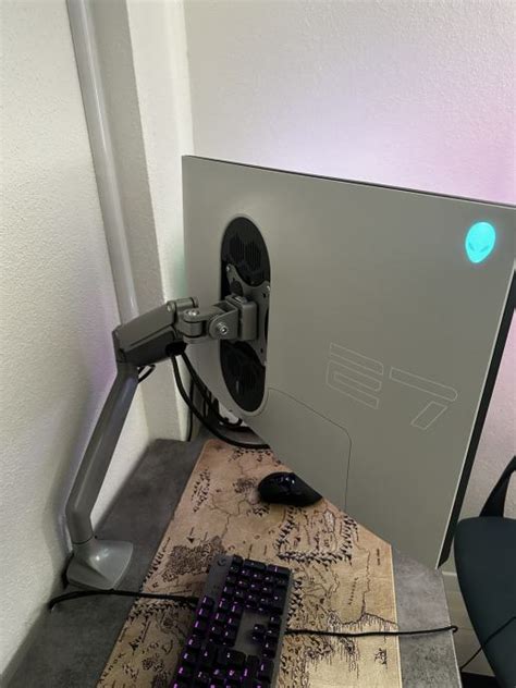 Image result for Alienware E27 240