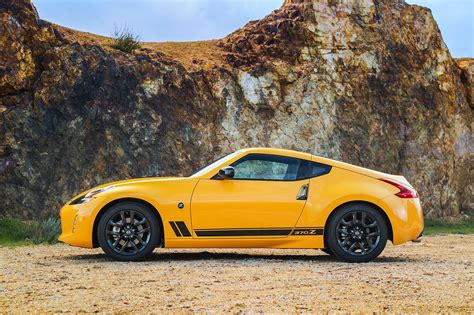 New Nissan 370Z Heritage Edition at 2017 New York International Auto Show | CAR Magazine