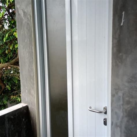 Jual Pintu Kamar Kos Aluminium - Kota Depok - kusen jendela aluminium ...