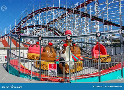 Iconic Giant Dipper Roller Coaster in Belmont Park, San Diego, USA Editorial Stock Photo - Image ...