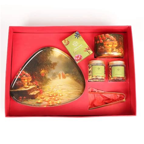 Luxury Diwali Gift Box with Brass Finish Platter, Soy Wax Candle, Dry ...