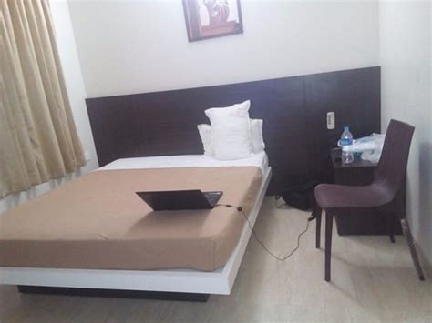 SRI VALLI VILAS RESIDENCY (Cuddalore) - Hotel Reviews, Photos, Rate ...