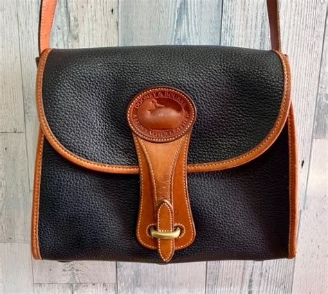 USA製ビンテージDOONEY&BOURKEドゥーニー&バークショルダーバッグ ネイビー | LONERS