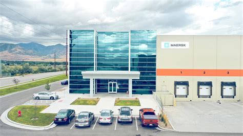 Bonded Warehouses Explained | Maersk