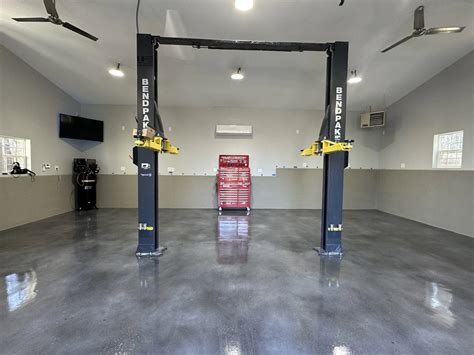 Professional Garage Floor Epoxy Installer in Grand Rapids