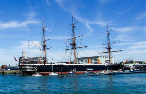 HMS Warrior - 1860 Incredibly huge Forradalmi ujitas | Hms warrior ...