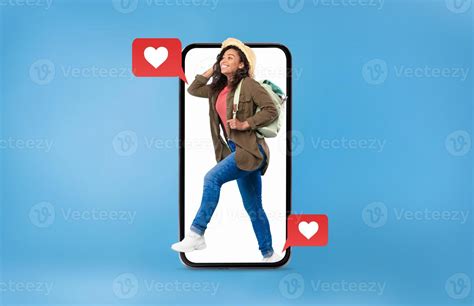Free Stock Image Someone Using an App 的图像结果
