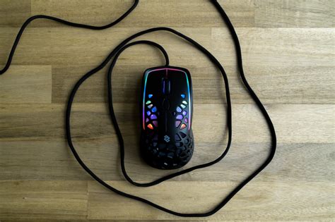 48 hours with Zephyr, the anti-sweaty-hands gaming mouse
