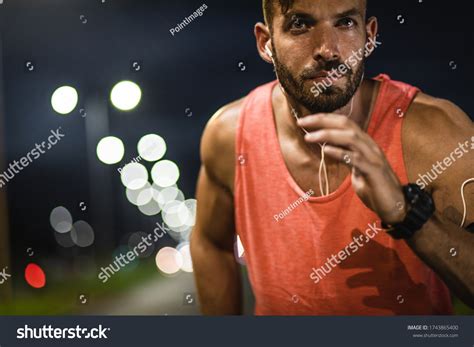 Stock Man Running 的图像结果