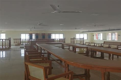 Dr. Ambedkar Government Law College Chennai Campus: Photos, Virtual Tour