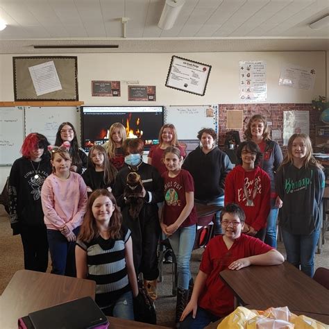 Evergreen Junior High Photo Gallery | Evergreen School District #50