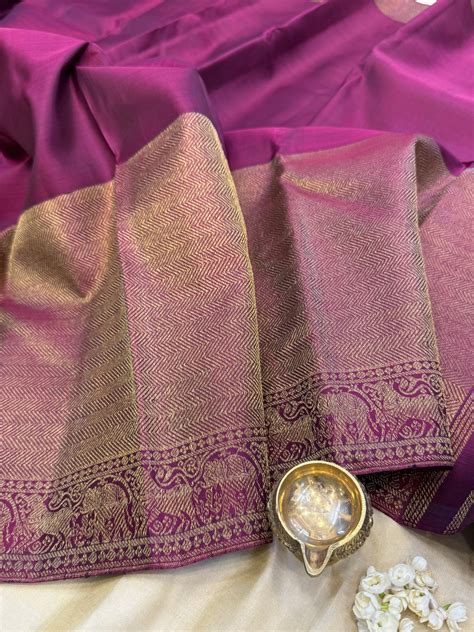 Concept saree - Magenta evening and morning border / kanjipuram silk