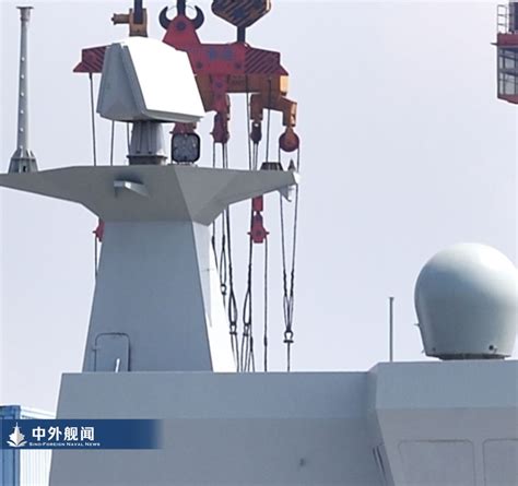 国产航母加装辽宁舰同款神秘雷达，瞬间发现来袭反舰导弹