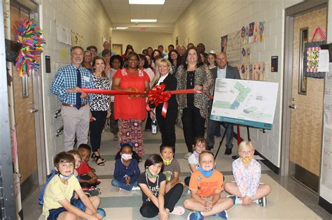 Richland Elementary School Hold Ribbon Cutting Ceremony - Pryor Morrow