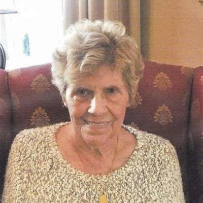 Runge Mortuary Memorials and Obituaries | We Remember