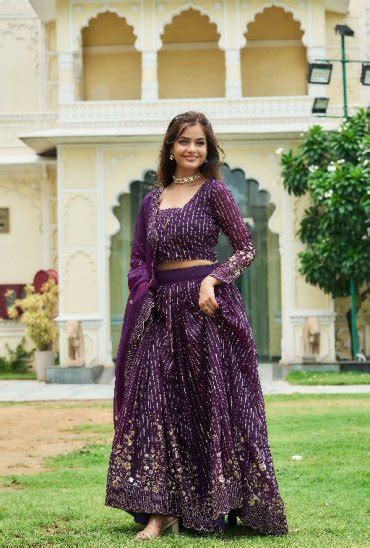 Online shopping wholesale salwar kameez,sarees,lehenga,kurtis ...