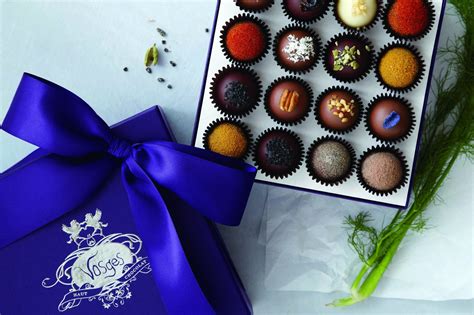 Chicago Souvenirs & Unique Gifts Worth Bringing Home