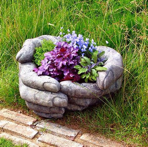 39 Best Creative Garden Container Ideas and Designs for 2018
