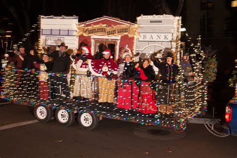 Prescott Holiday Light Parade - Arizona Parenting Magazine