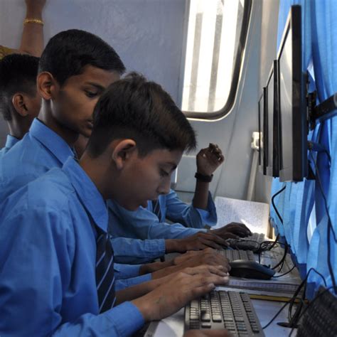 Mobile Computing Lab Programs 的图像结果