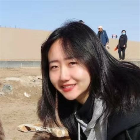 Qian - Chinese teacher - ₹910/h