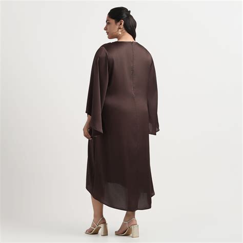 Shop Best Dresses Up To XXXL for Plus Size Women Online | CALAE