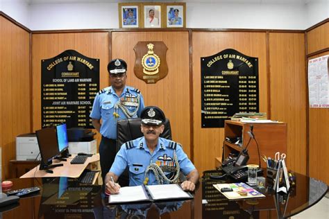Air Vice Marshal Manish Khanna takes charge of S'bad College of Air Warfare