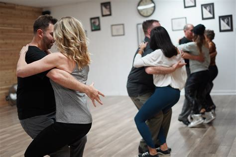 Bachata Dance Classes in Dubai | Dance Studios Dubai