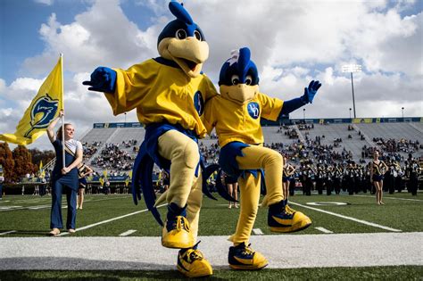 History of the Delaware Fightin’ Blue Hens Mascot | College Sports Network