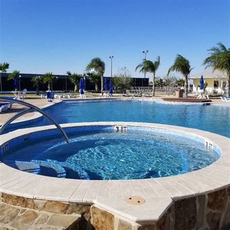 JETSTREAM RV RESORT AT TROPICAL TRAILS (Brownsville) - Campground ...