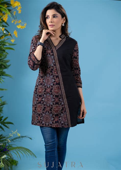 SUJATRA Tunics – Sujatra