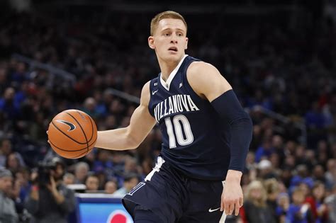 DiVincenzo drains a career-high six 3-pointers in 78-71 victory over St ...