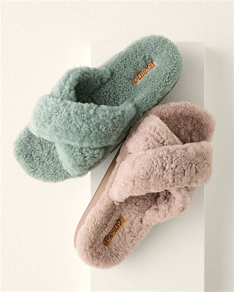 OluKai Hila Heu Slippers | Garnet Hill