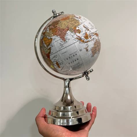 GLOBE DADDY - Décorative Educational Globe WHITE-multi With Metallic ...