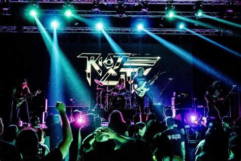 Riot City / Flashback / Poltergeist / Cadaver Dog / Pearl Malle ...