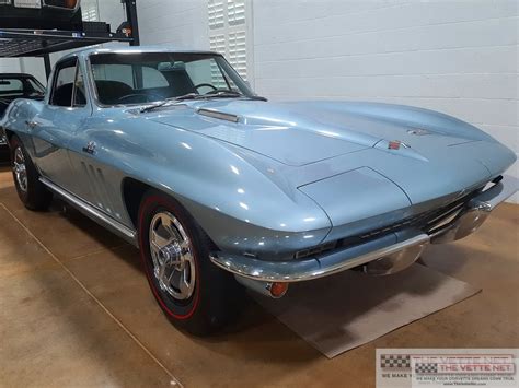 TheVetteNet.com - 1966 Corvette Coupe Trophy Blue 980