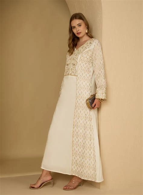 Styli Foil Print V Neck Panelled Jalabiya with Embroidered Detail for ...