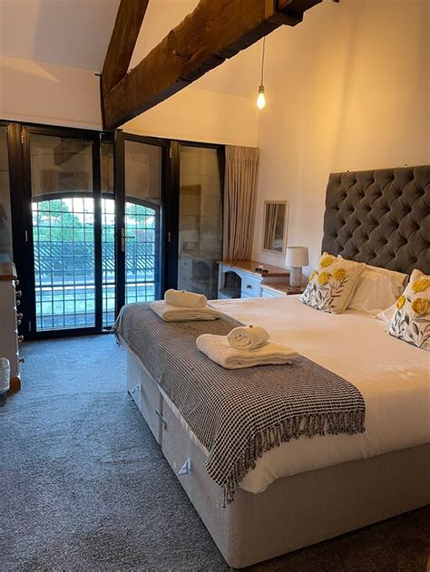 THE ENGINE SHED (Whitby, North Yorkshire) - Lodging Reviews, Photos ...