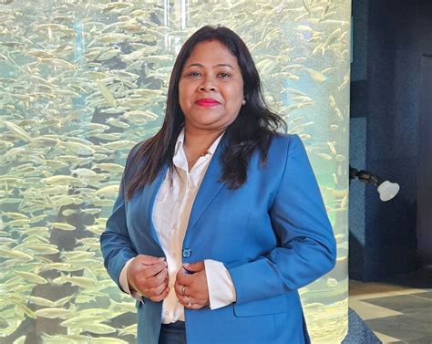 Axis Max Life Insurance Advisor - Kalpana Talukdar