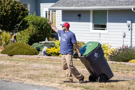 Residential Garbage Pickup - Island Disposal Inc.