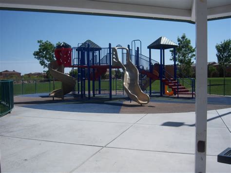 Out of the Moment: Las Vegas Park Review #6: Nevada Trails Park