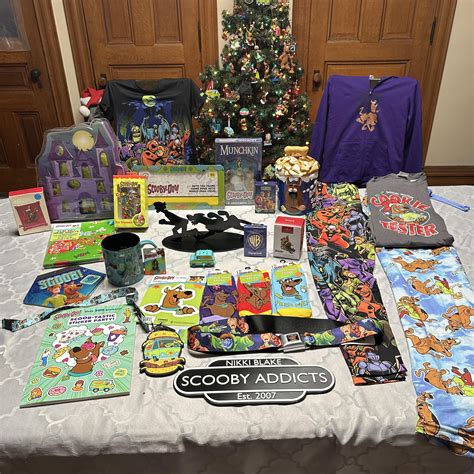 All the Scooby-Doo gifts I got for Christmas : r/Scoobydoo
