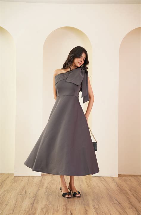 Charcoal One-Shoulder Bow Dress – Aditi & Pallavi