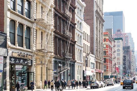 30 SPREE-WORTHY Stores in SoHo (Happy Local’s Guide) - New York Simply